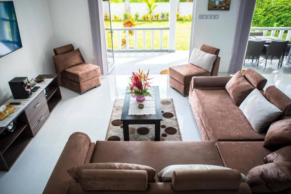 Island Charm Of Praslin Villa Victoria Exterior foto